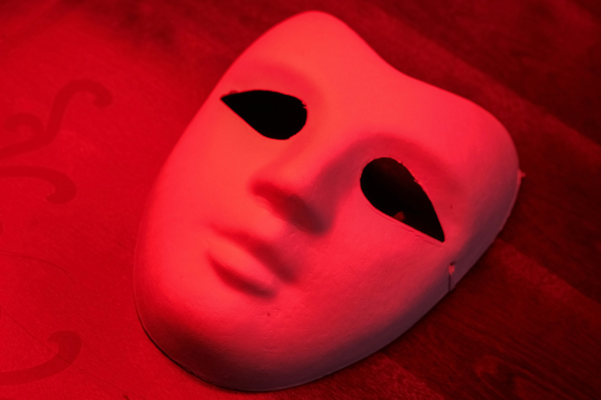 Header image for the article Zero Acting Skills: Why Authenticity Beats Performance